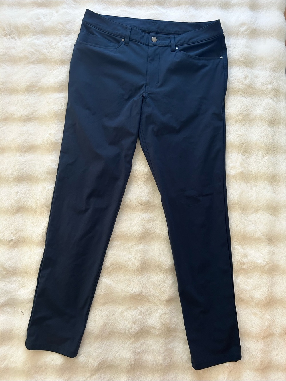 lululemon athletica Men’s Dark Navy Stretch Chinos